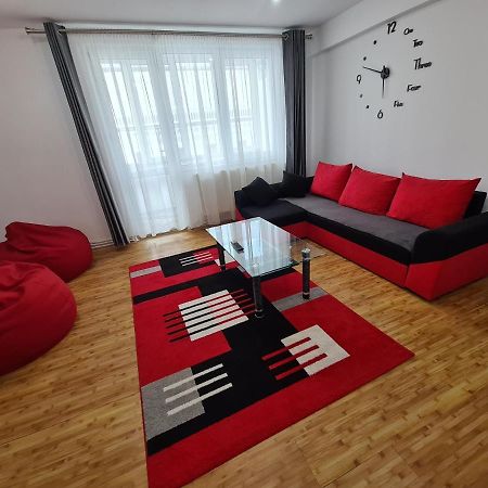 Apartament Ultra Central 2 Apartment Hunedoara Exterior foto